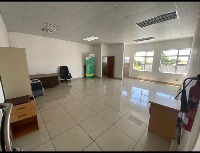 53M² BUILDING TO LET IN RUSTENBURG CENTRAL